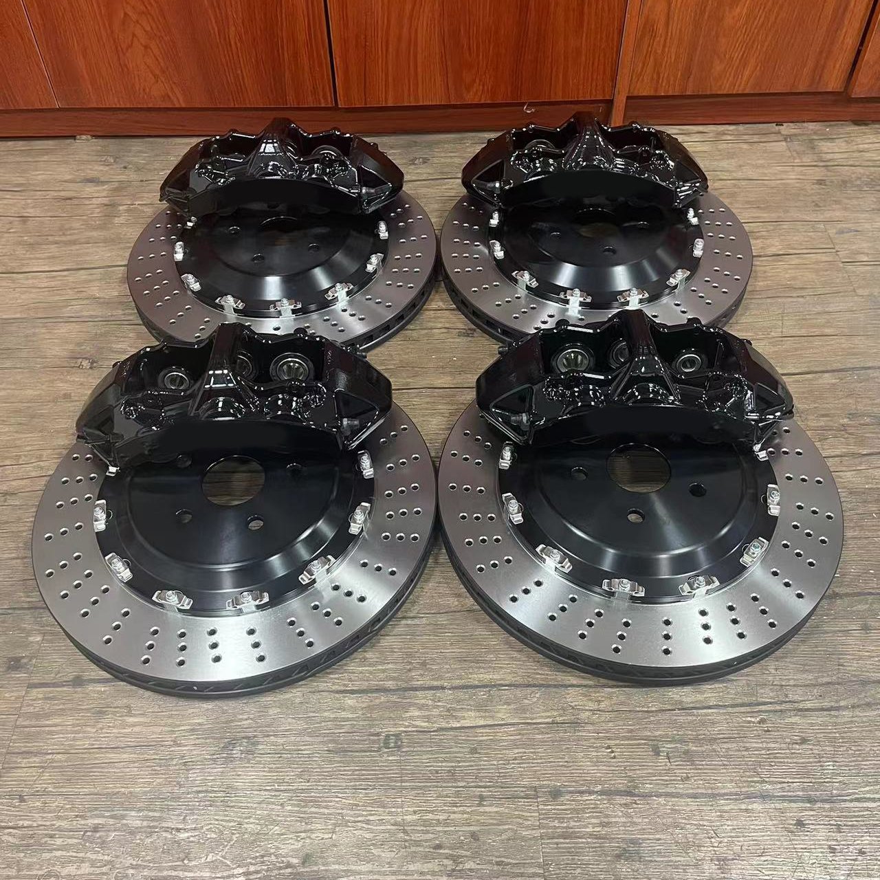 Factory Price Black Big Brake Kit 6 Piston Brake Caliper Racing Brake Caliper 6 Piston for G63 GLE GLC Series